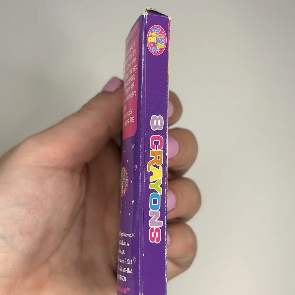 New Lisa Frank Crayons Box of 8 Happy Colors Vintage Rainbow Girl Polar Bear‎